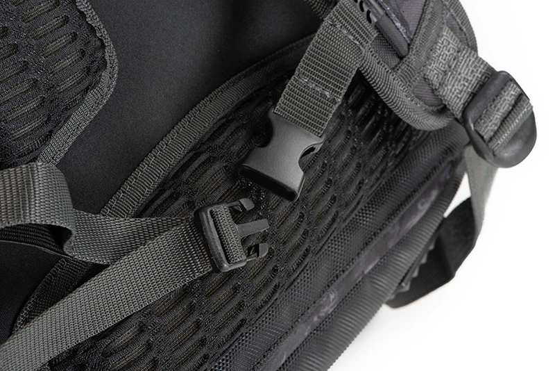 Fox Rage Voyager Camo Rucksack (incl. 4 Medium Shallow Tackleboxes) 6 Fox Rage Voyager Camo Rucksack (incl. 4 Medium Shallow Tackleboxes) – Bild 6