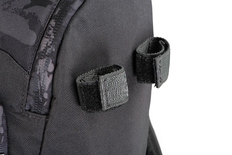 Fox Rage Voyager Camo Rucksack (incl. 4 Medium Shallow Tackleboxes) 1 Fox Rage Voyager Camo Rucksack (incl. 4 Medium Shallow Tackleboxes)